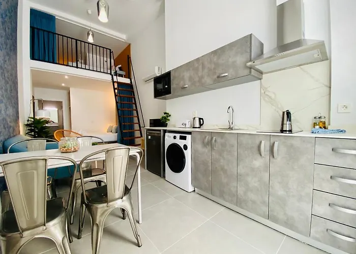 Modern Designed Loft In Russafa Valência